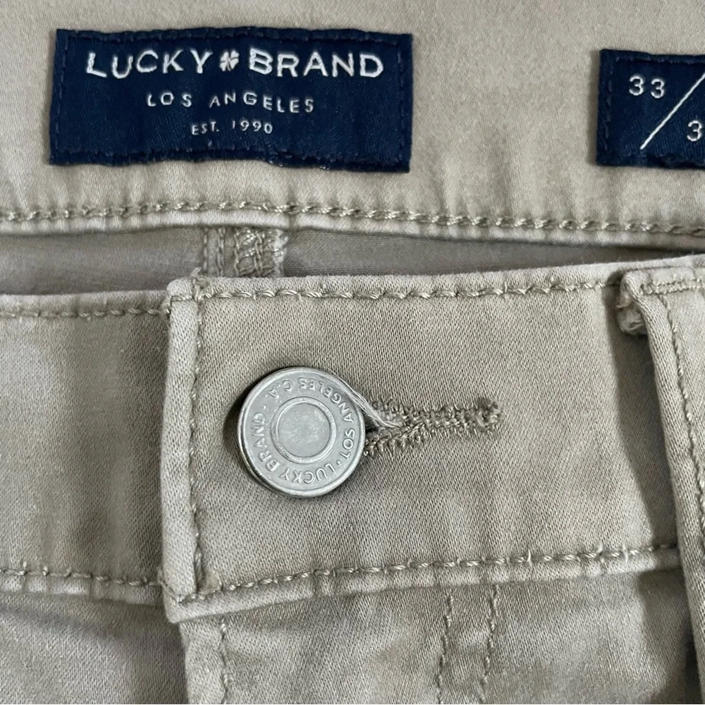 Lucky Brand Men’s Jeans Size‎ 33 x 32 121 Slim Straight Leg EUC